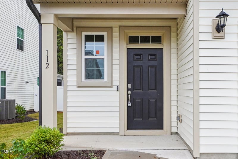 112 Still Hand Dr, Clayton, NC 27527