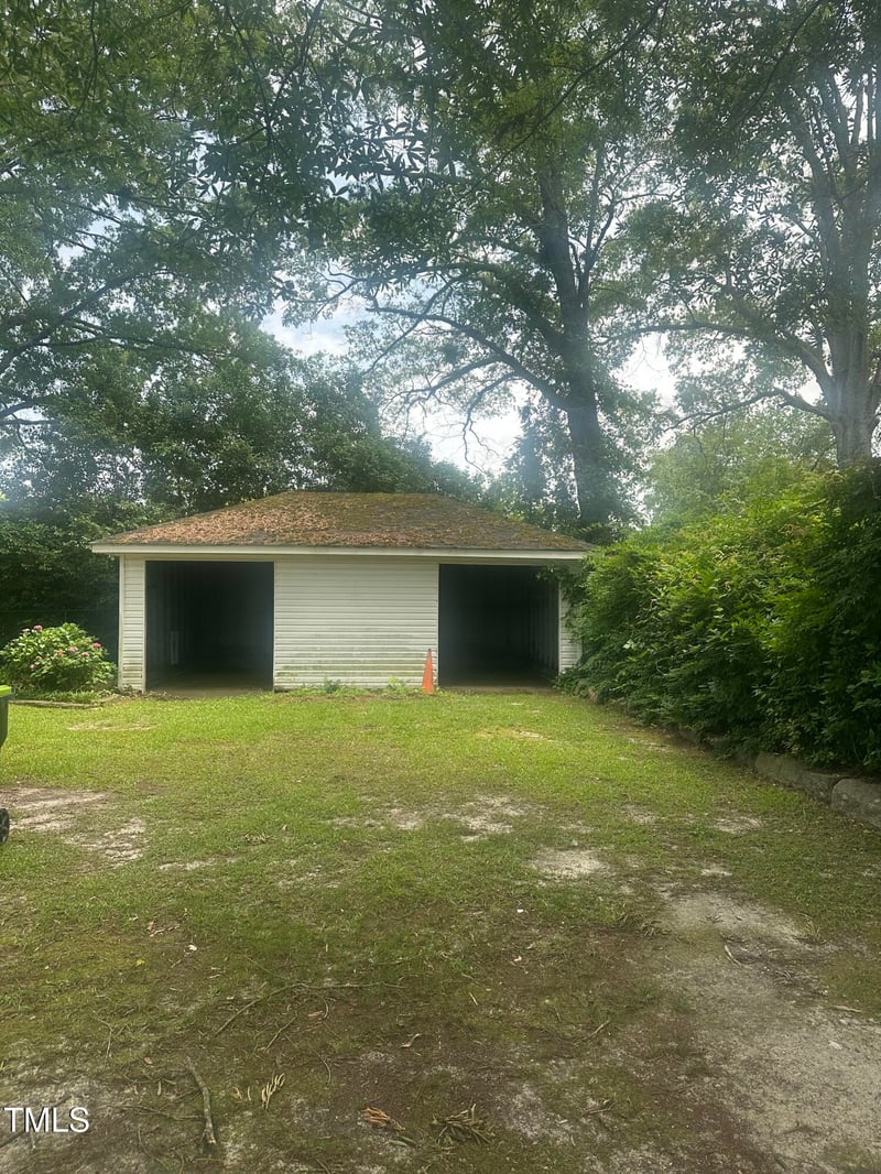 112 Sycamore St, Zebulon, NC 27597