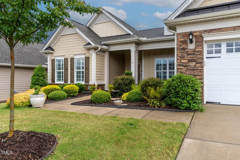 112 Tanoak Ct, Durham, NC 27703