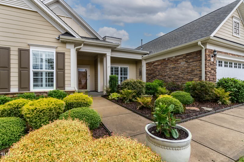 112 Tanoak Ct, Durham, NC 27703
