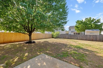 112 Touvelle Ct, Holly Springs, NC 27540