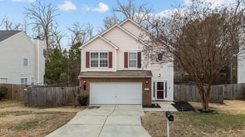 112 Trevor Ridge Dr, Holly Springs, NC 27540