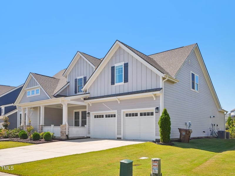 112 Tupelo Grove Ln, Holly Springs, NC 27540