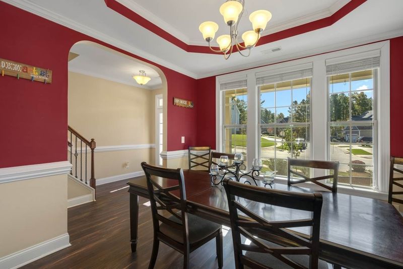 112 Vinewood Pl, Holly Springs, NC 27540