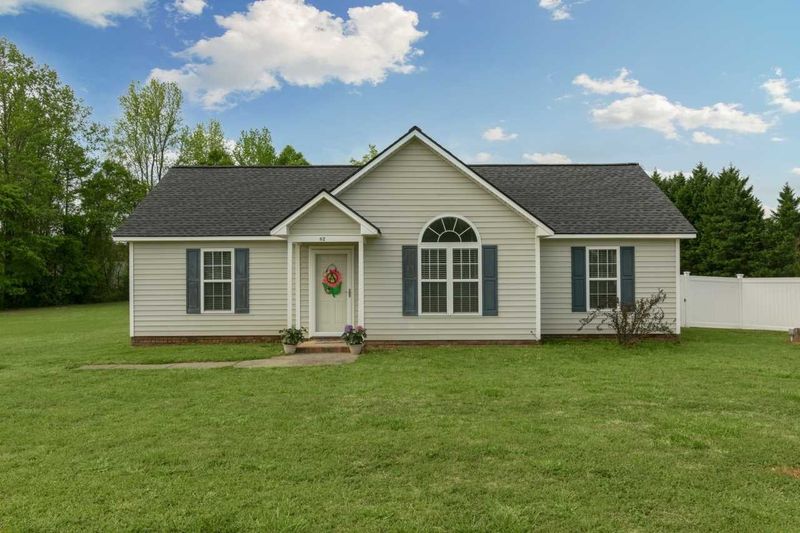 112 Weathersby Ln, Clayton, NC 27520