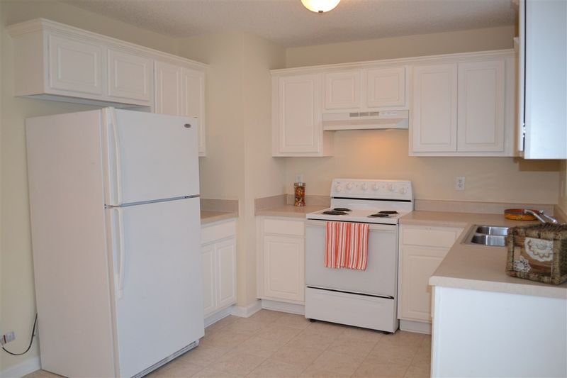 112 Westminster Dr, Clayton, NC 27520