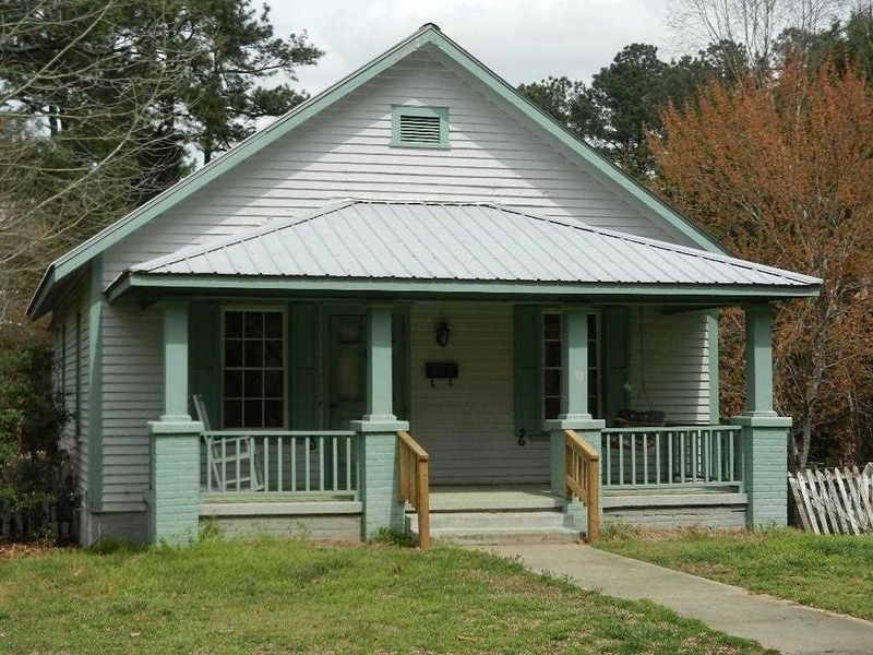 112 Williams St, Franklinton, NC 27525