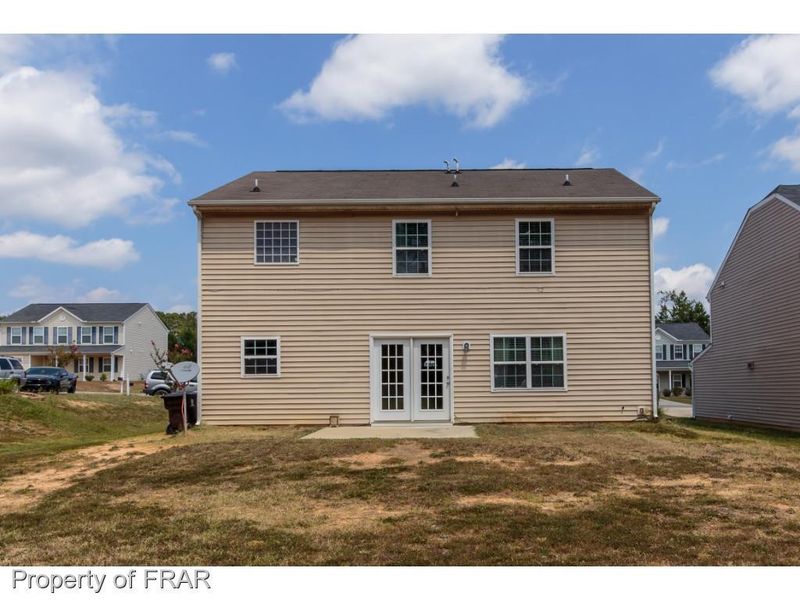112 Willowridge Dr, Sanford, NC 27332