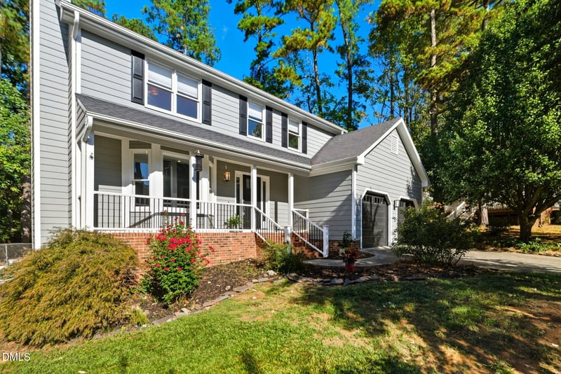 112 Wood Hollow Dr, Cary, NC 27513