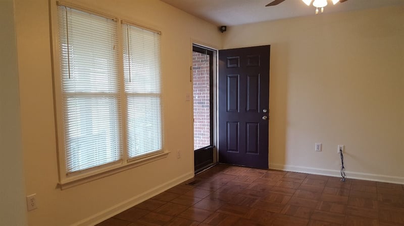 112 Woodall Dr, Erwin, NC 28334