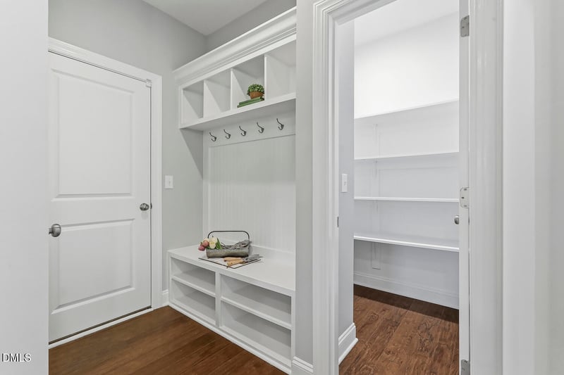 112 Wyaston Ct, Cary, NC 27519