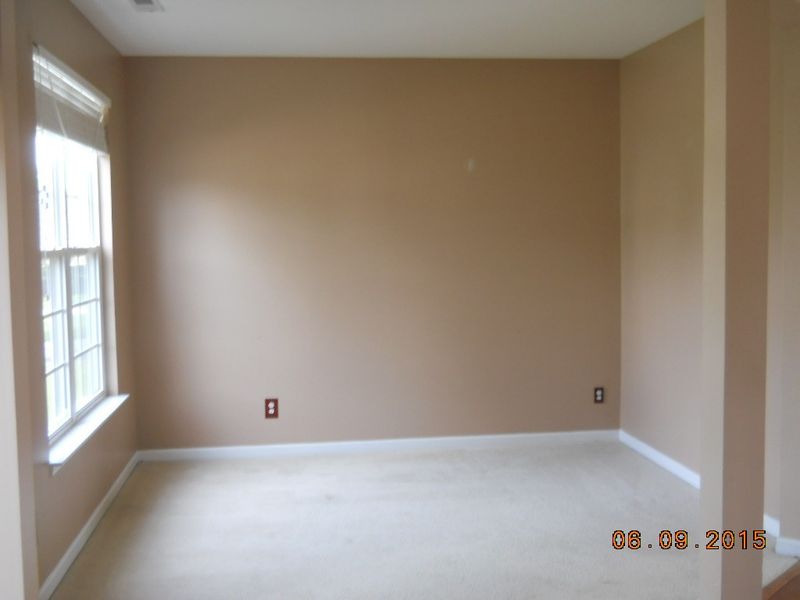 1120 Augusta Dr, Mebane, NC 27302