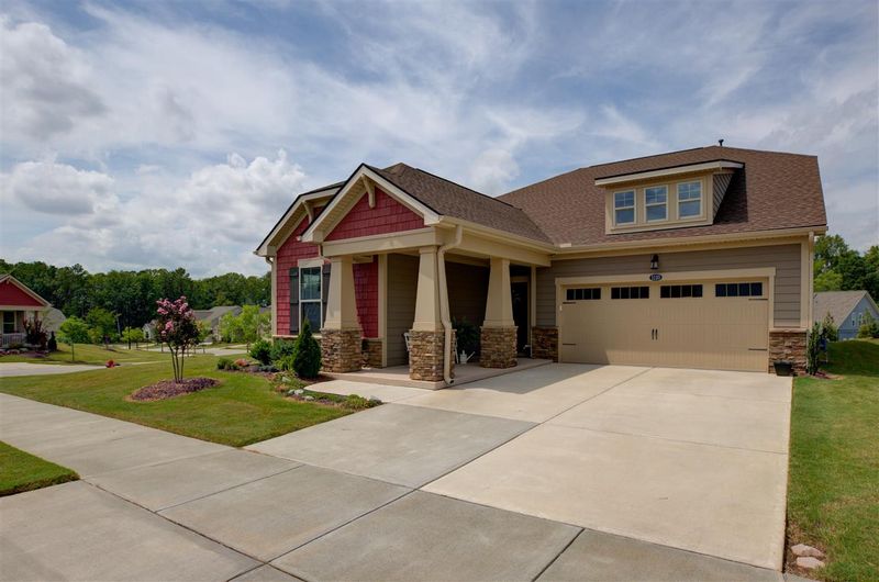 1120 Cadence Ln, Durham, NC 27703