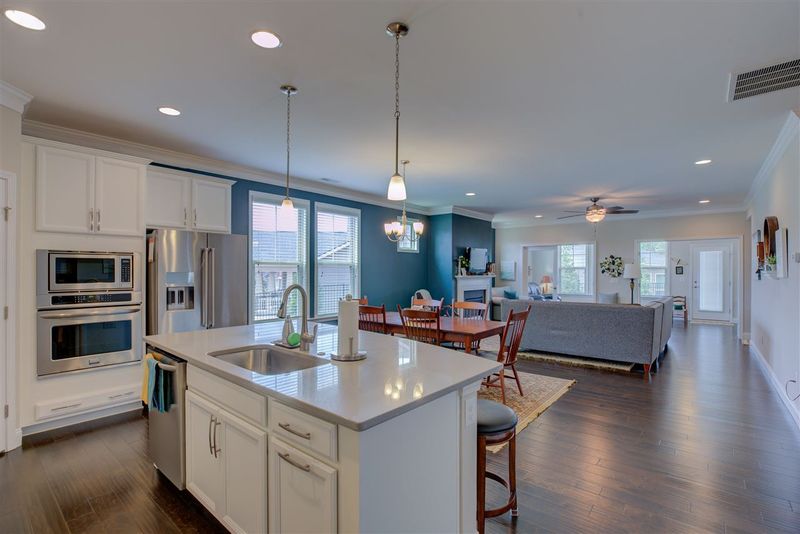 1120 Cadence Ln, Durham, NC 27703