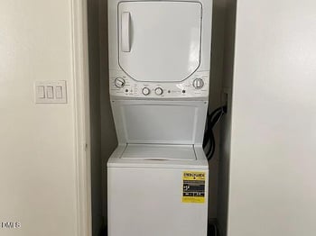 1120 Carlton Ave #301, Raleigh, NC 27606