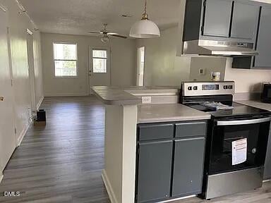 1120 Carlton Ave #301, Raleigh, NC 27606