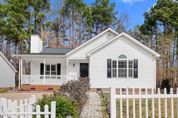 1120 Curtiss Dr, Garner, NC 27529