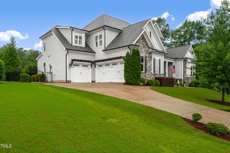 1120 Mackinaw Dr, Wake Forest, NC 27587