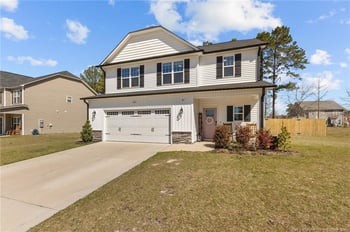 1120 Mayfern Dr, Hope Mills, NC 28348