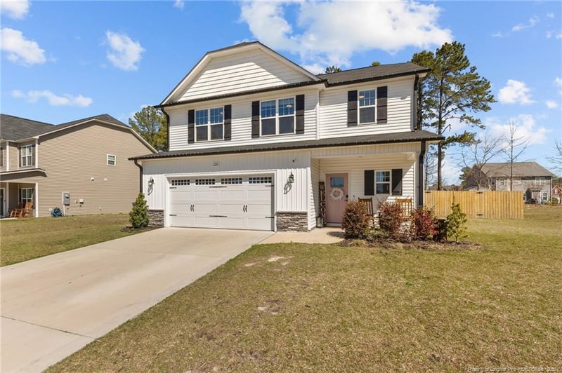 1120 Mayfern Dr, Hope Mills, NC 28348
