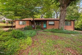1120 Oak Dr, Durham, NC 27712