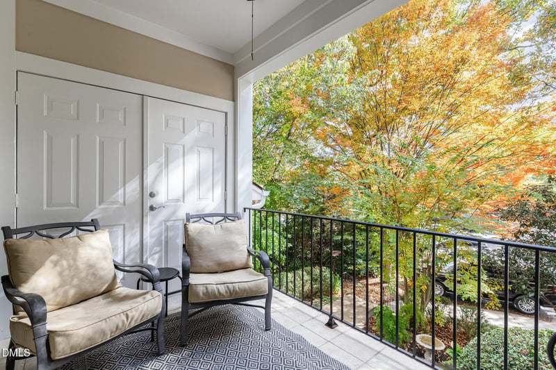 1120 Parkridge Ln #102, Raleigh, NC 27605