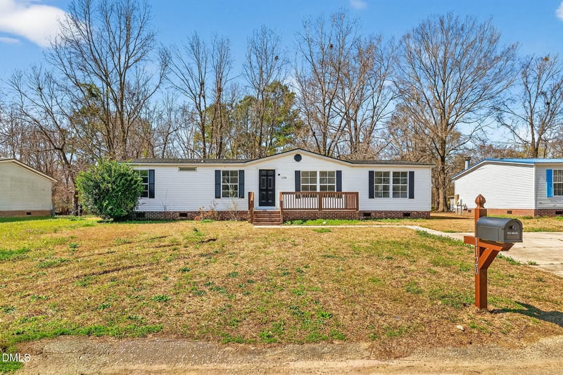 1120 Pasture Ln, Fayetteville, NC 28312