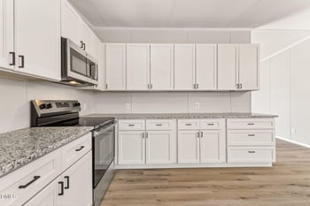 1120 Pasture Ln, Fayetteville, NC 28312