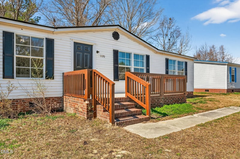 1120 Pasture Ln, Fayetteville, NC 28312