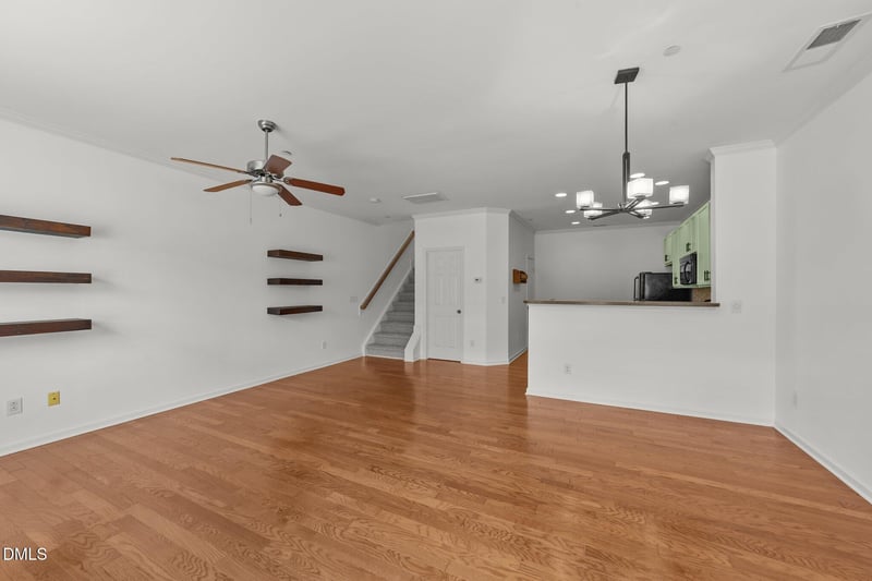1120 Renewal Pl #111, Raleigh, NC 27603