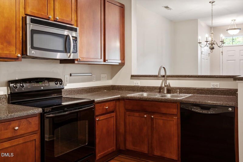 1120 Renewal Pl #113, Raleigh, NC 27603