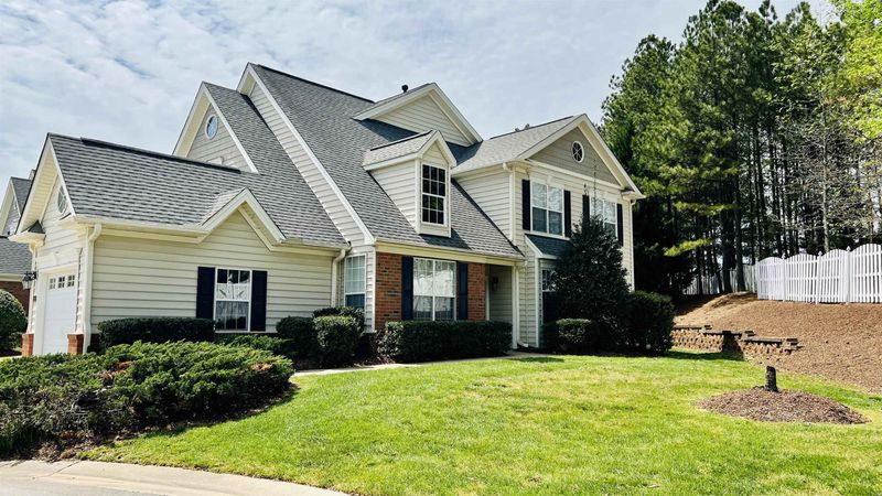 11204 Presidio Dr, Raleigh, NC 27617
