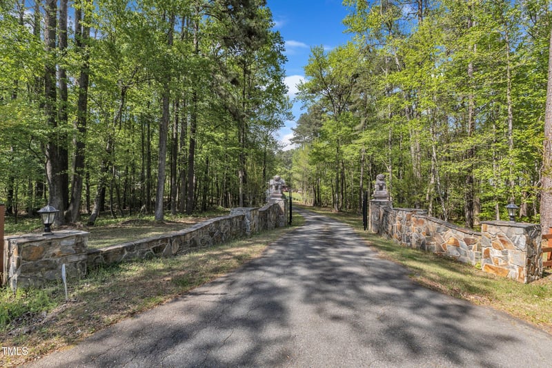 11209 Sedgefield Dr, Raleigh, NC 27613