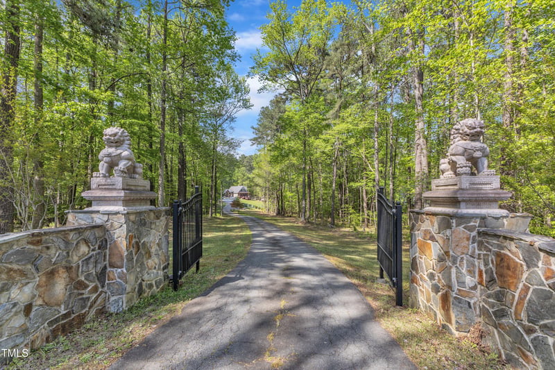 11209 Sedgefield Dr, Raleigh, NC 27613
