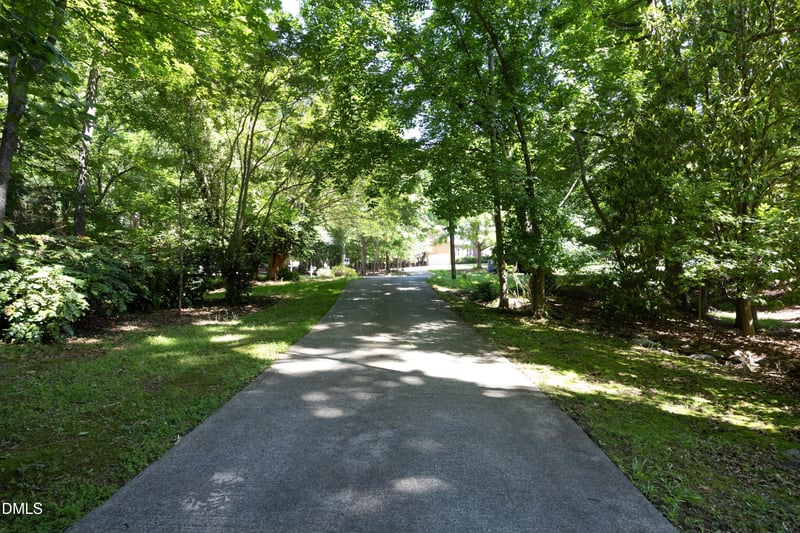 1121 Braswell Creek Point, Holly Springs, NC 27540