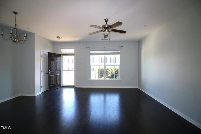 1121 Consoritum Dr #114, Raleigh, NC 27603
