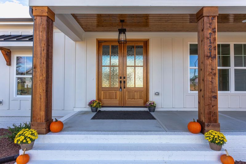 1121 Duke Farm Dr, Wake Forest, NC 27587