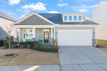 1121 Garrow Dr, Holly Springs, NC 27540