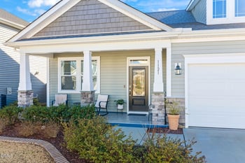 1121 Garrow Dr, Holly Springs, NC 27540