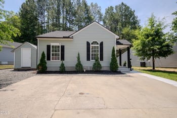 1121 Kendall Dr, Durham, NC 27703