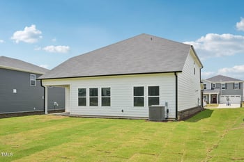 1121 Landen Creek Ln, Zebulon, NC 27597