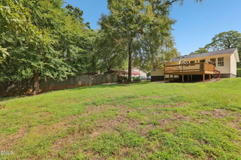 1121 Marlborough Rd, Raleigh, NC 27610