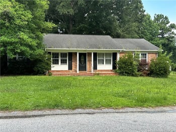 1121 Patrick Dr, Fayetteville, NC 28314