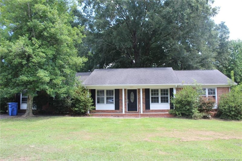 1121 Patrick Dr, Fayetteville, NC 28314