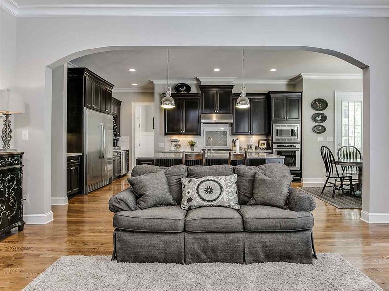 1121 Swallow Falls Ln, Raleigh, NC 27614