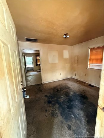 1121 Turnpike Rd, Fayetteville, NC 28305