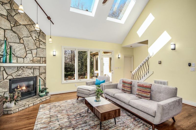 1121 Wagon Ridge Rd, Raleigh, NC 27614