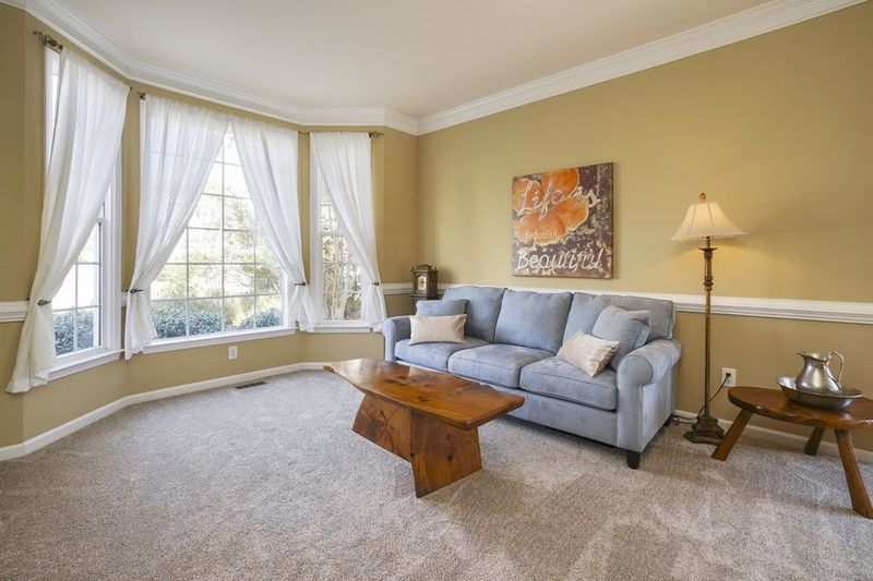 1121 Warmoven St, Wake Forest, NC 27587