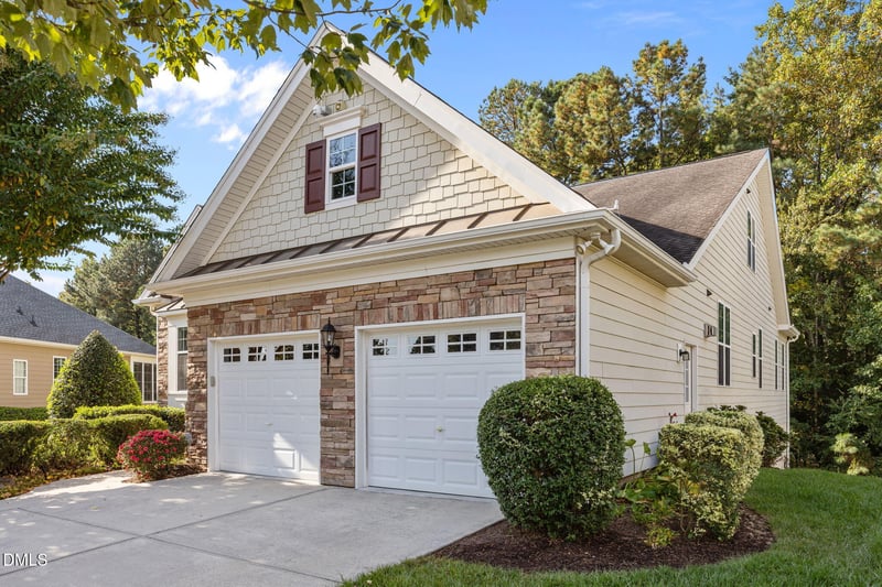 11213 Emerald Creek Dr, Raleigh, NC 27617
