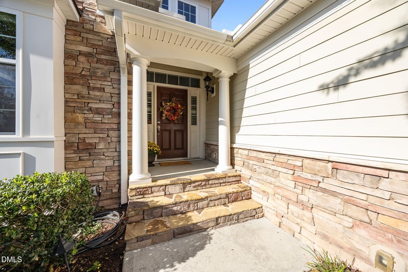 11213 Emerald Creek Dr, Raleigh, NC 27617
